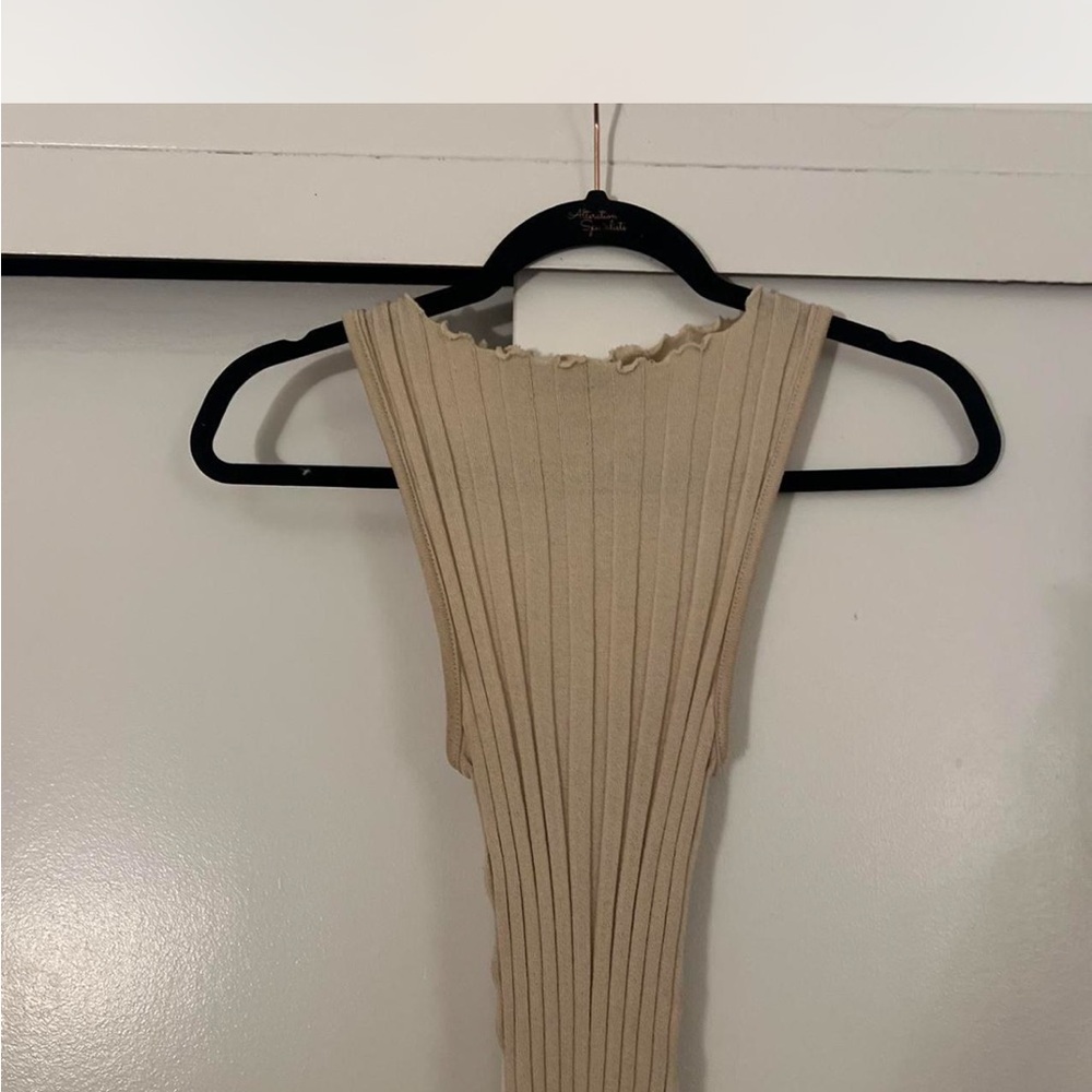 Sleeveless Ribbed Knit Top - Cream